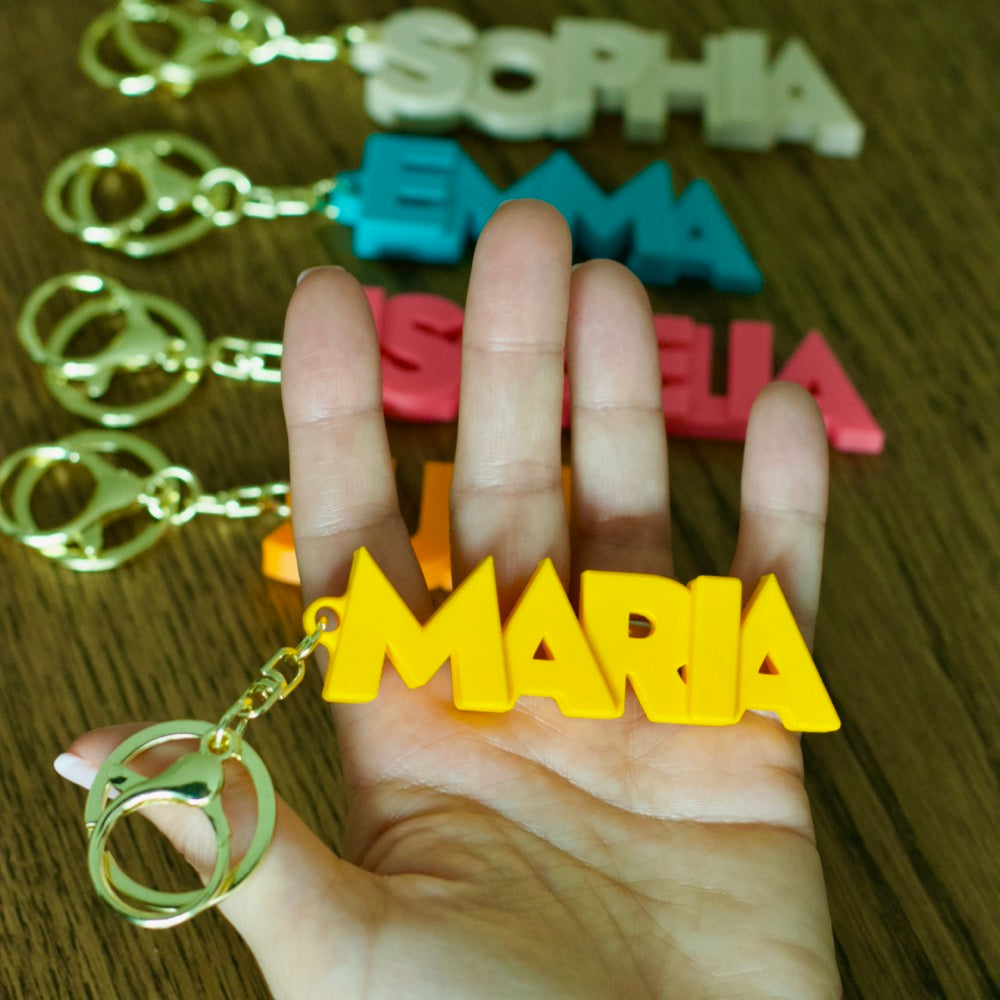 Llavero Personalizado con Nombre, Adorno para Bolso o Mochila, Colores Pastel — Regalo para Boda / Comunión