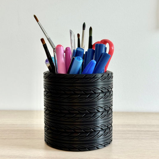Lapicero Ruedas de Fórmula 1, Portalápices Neumático de Carreras, 10 cm x 10 cm, Organizador de Escritorio para Herramientas y Útiles, Negro